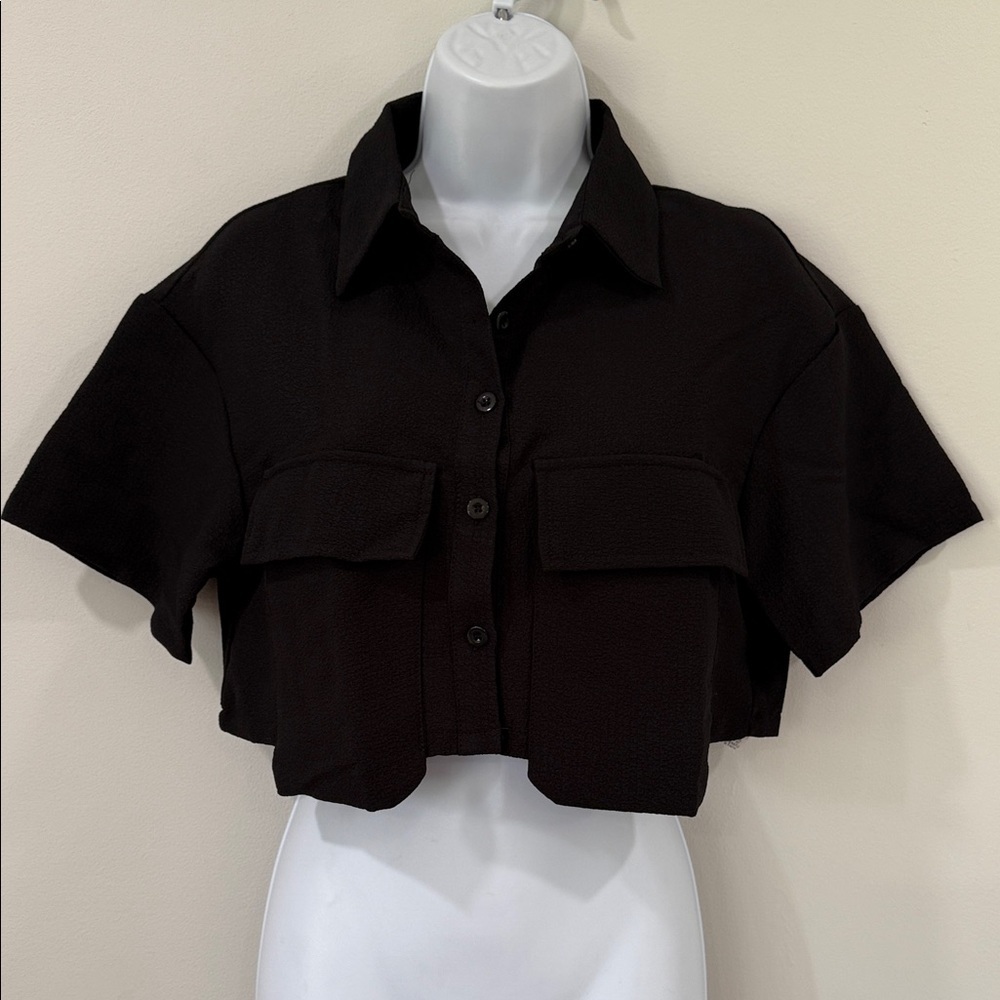 Black Cropped Button-Up Shirt